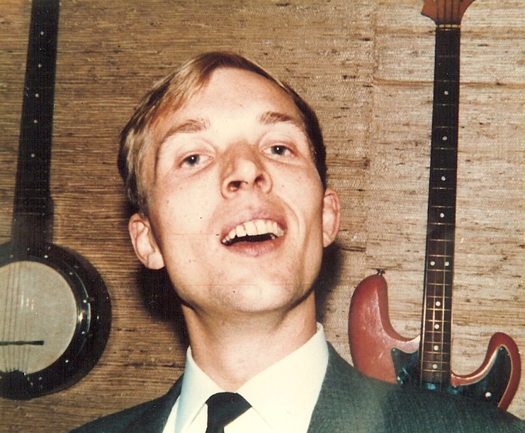 1965 A Bob im Gitarrenladen