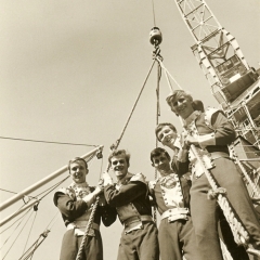 1965 A Gruppenfoto am Kran