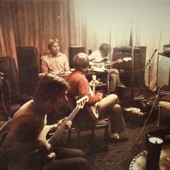 1969 Spotnicks studio (2)