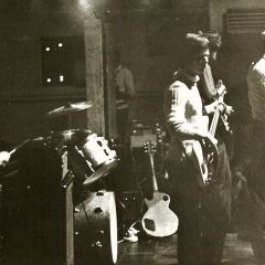 1969 Spotnicks live (2)
