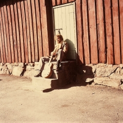 1972 Bo outside dobro 4 (2)